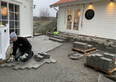 Entré i Rönnäng på Tjörn (Trappor, Stenläggning, Entrésteg och bottensten) - Bild 2